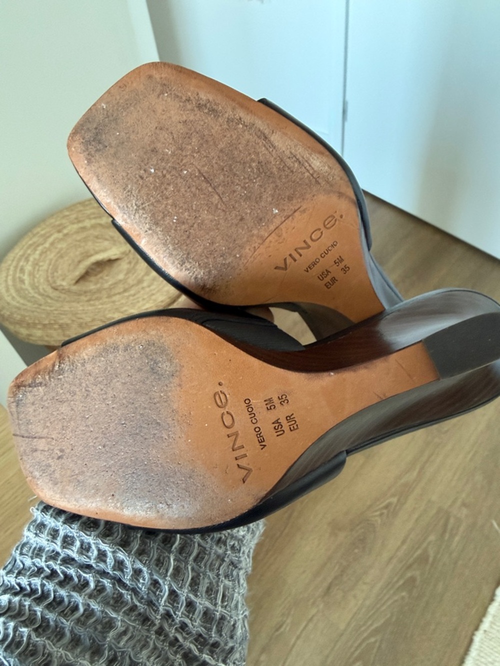 Vince Pia Wedge - Picture 3 of 4